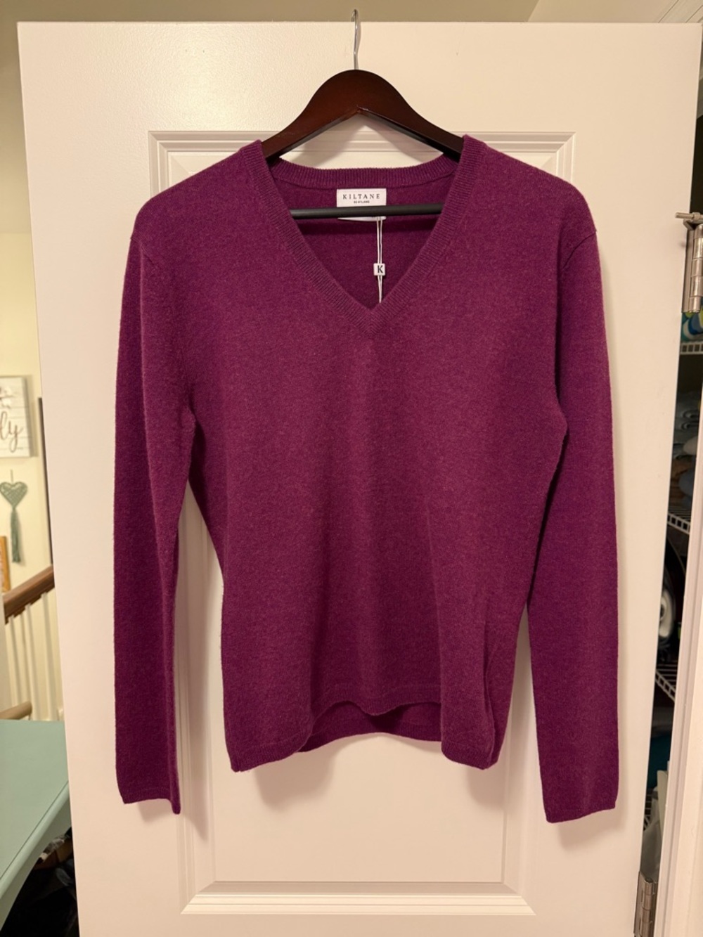 Kiltane V-Neck 100% Cashmere Sweater in “Sloeberry” - Size XL - **NWT**